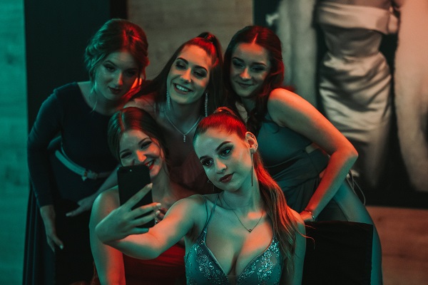 Maturalne većeri slika-1
